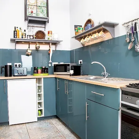 Aidan's Island Hotel *