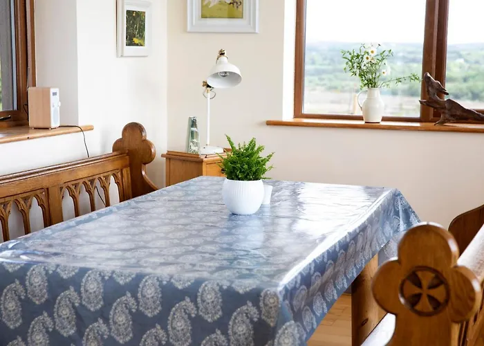 Aidan's Island 酒店